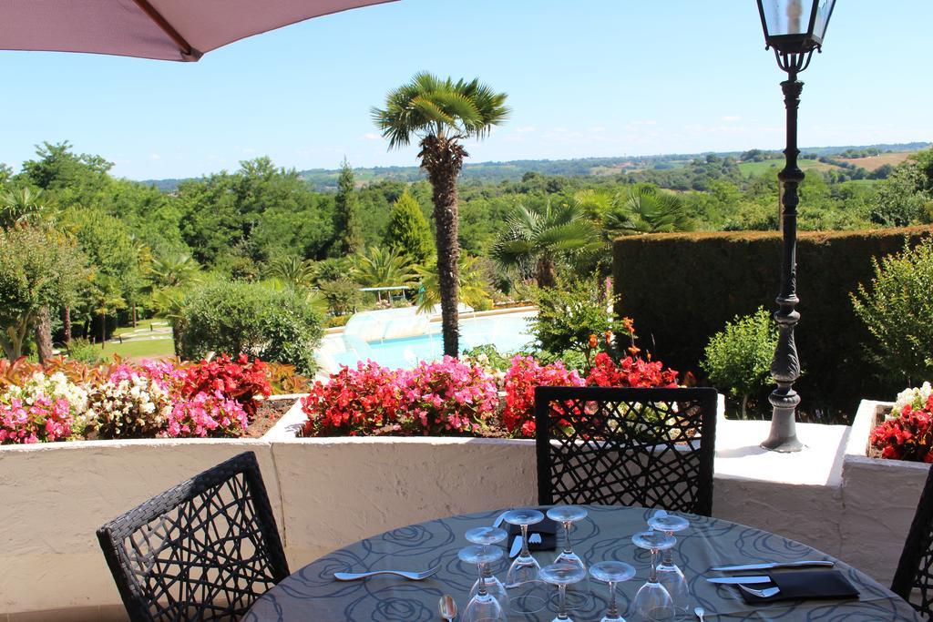 Aux Tauzins Hotel Montfort-en-Chalosse Exterior foto
